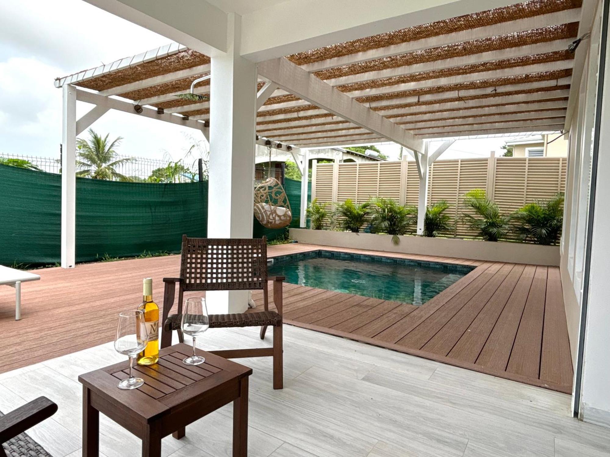 Apartment La Kaza' Nais - Petit Paradis Avec Piscine Privee Le Moule